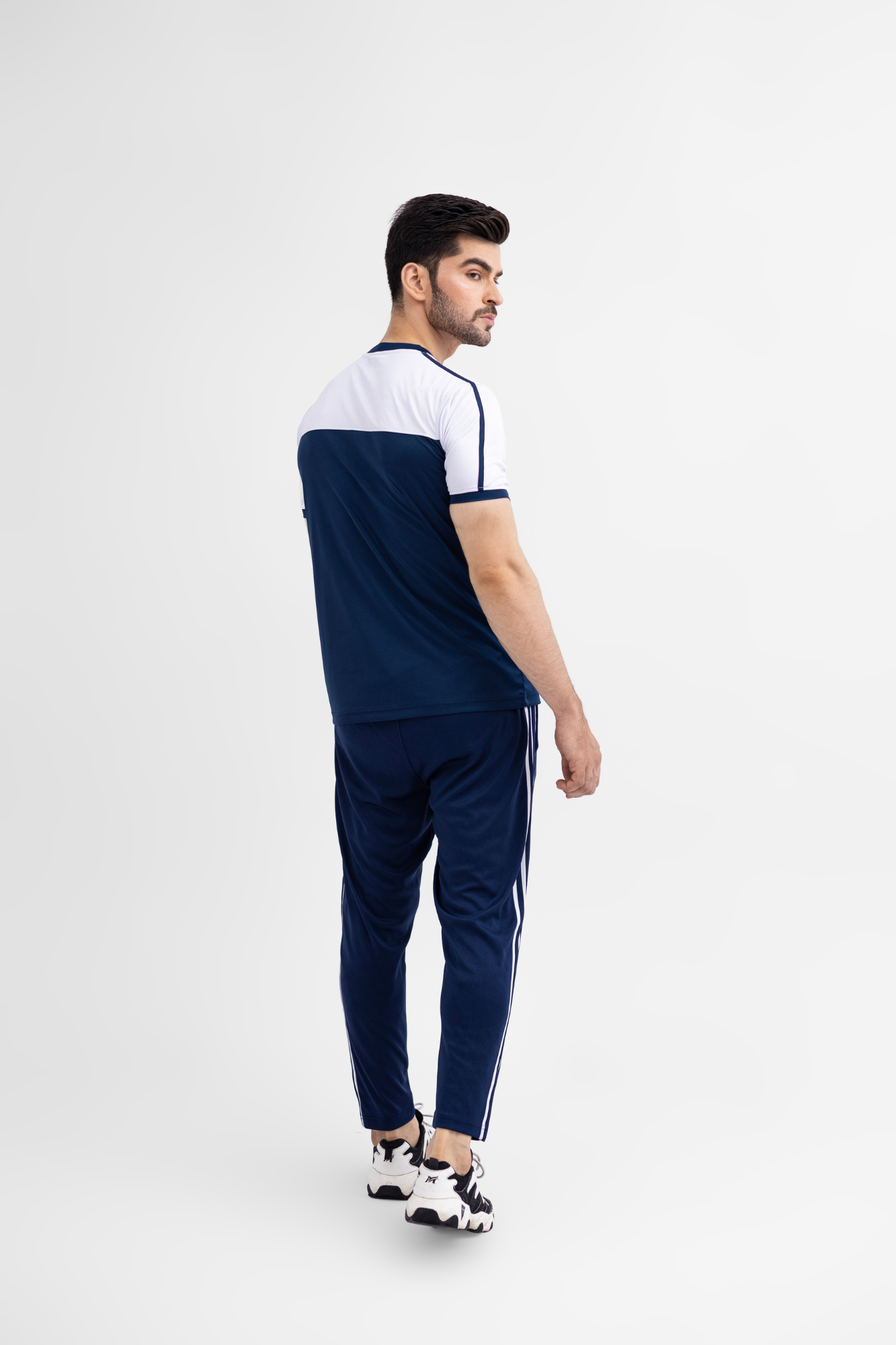 Men’s Dri-Fit Sportswear Set – Navy Blue & White Performance Combo