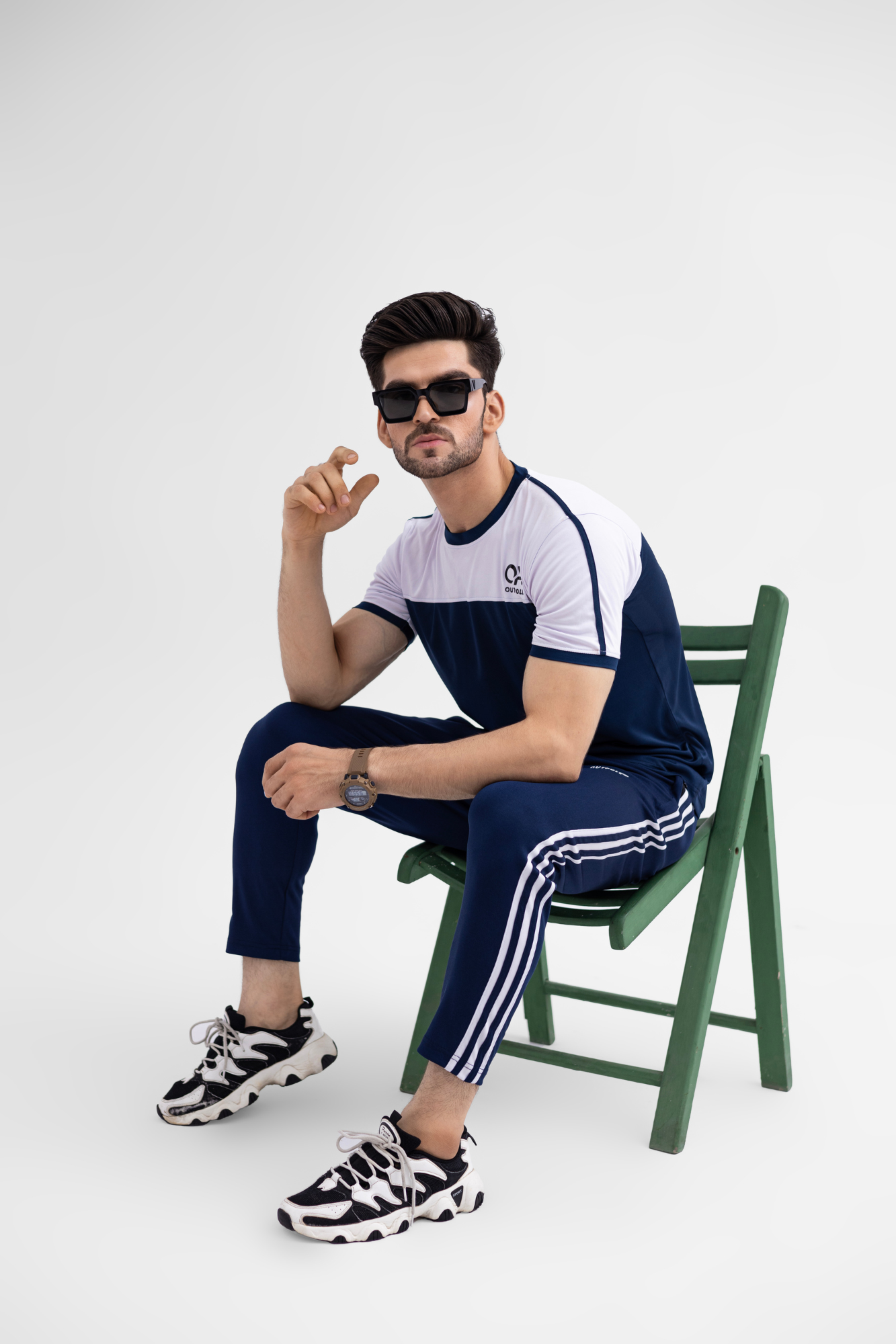 Men’s Dri-Fit Sportswear Set – Navy Blue & White Performance Combo